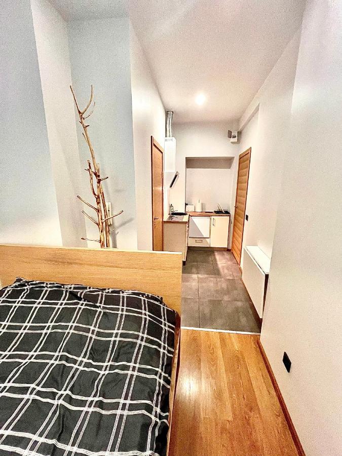 Smallest Apartment In The Center Of Riga Exterior photo
